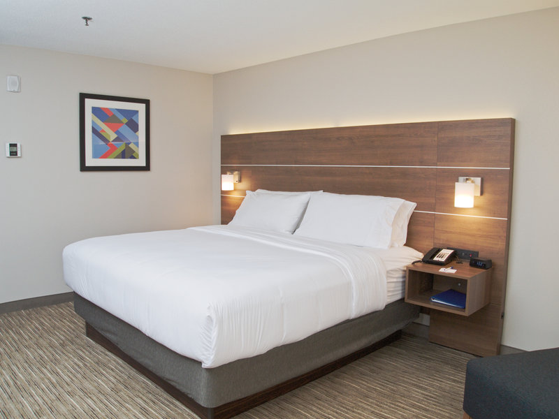 HOLIDAY INN EXP S BURLINGTON