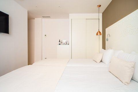 Twin Room View Of Armoire
