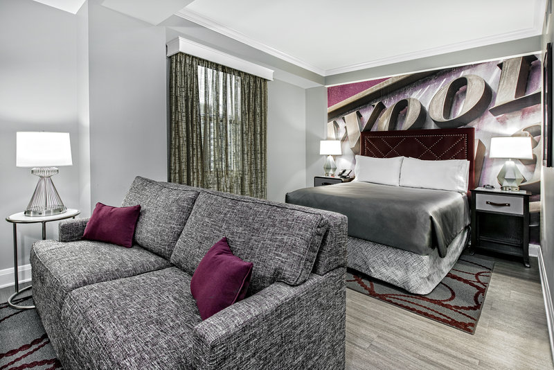 1 QUEEN BED EXECUTIVE NONSMOKING