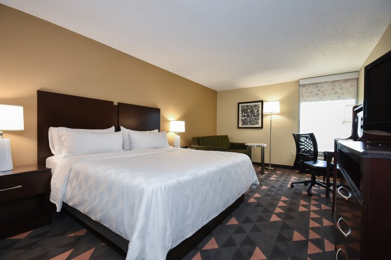 HOLIDAY INN LUMBERTON