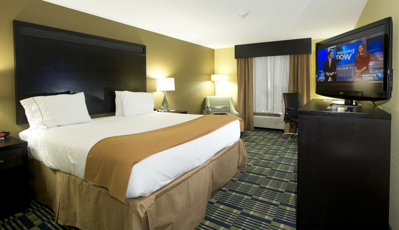 Holiday Inn Express and Suites Morrilton