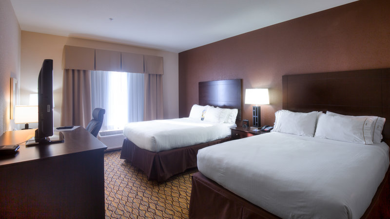 Holiday Inn Express & Suites Elk City