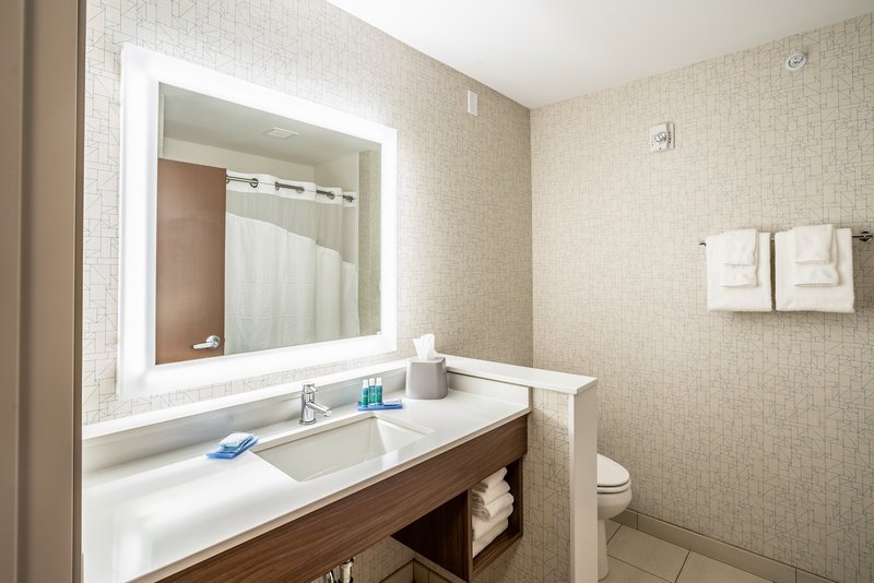 Holiday Inn Express and Suites Platteville