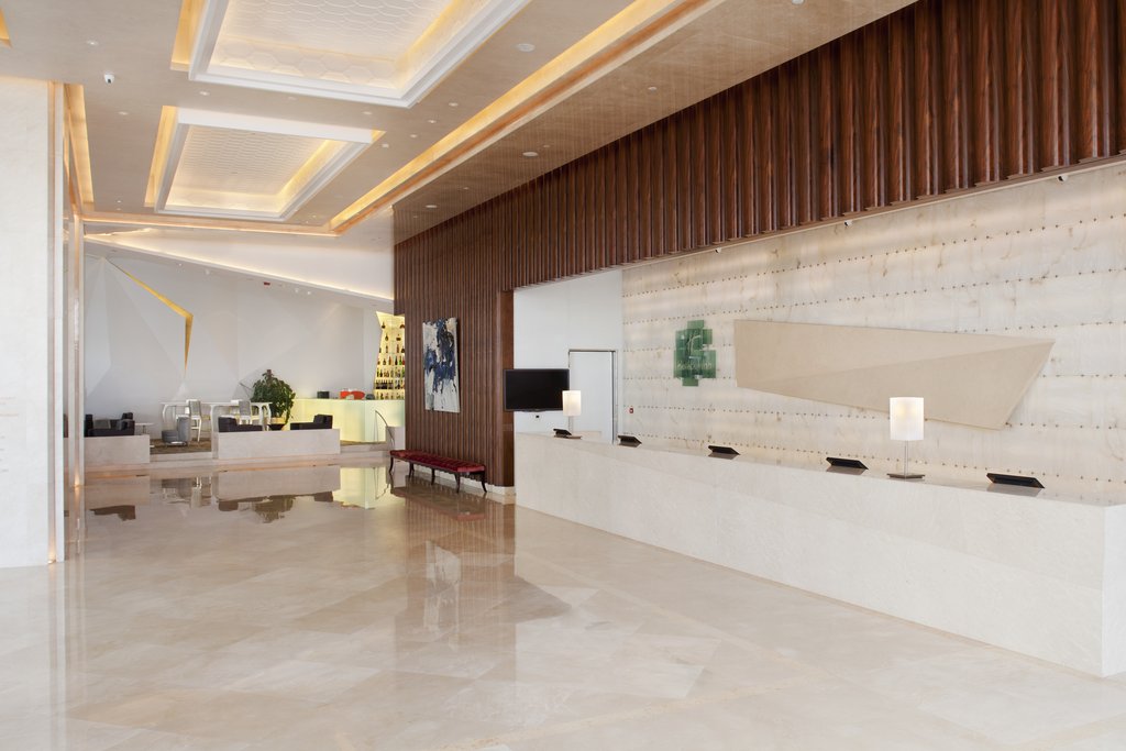 Holiday Inn Beijing Focus Square Lobby
