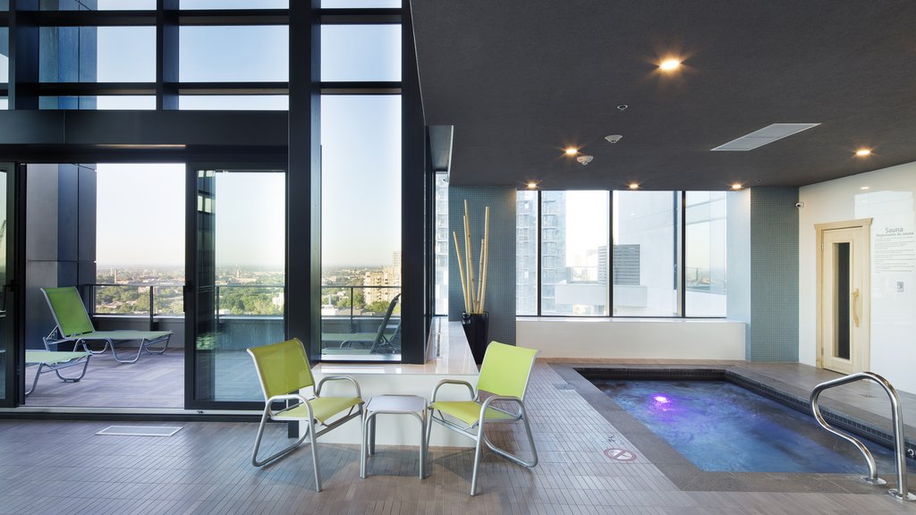 Whirlpool, Sauna and Terrace with stunning view on Montreal