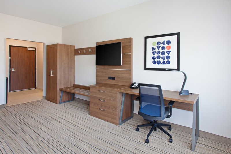 Holiday Inn Express and Suites Moses Lake