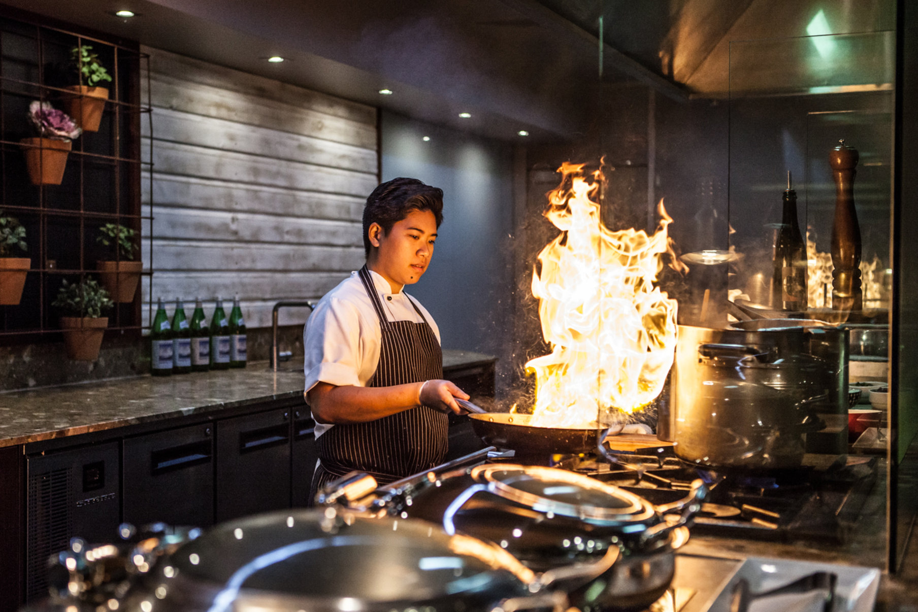 voco Gold Coast, an IHG Hotel - Waves Buffet Restaurant 