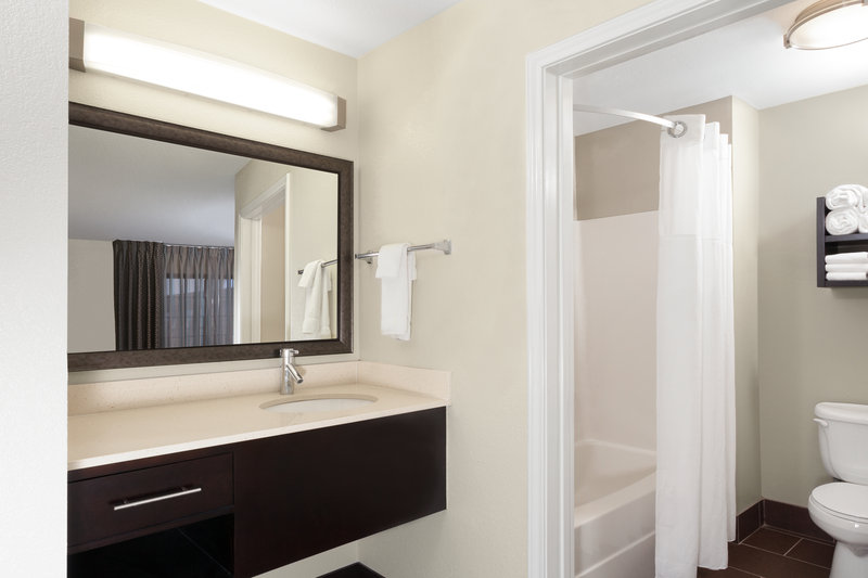 STAYBRIDGE SUITES SOUTH