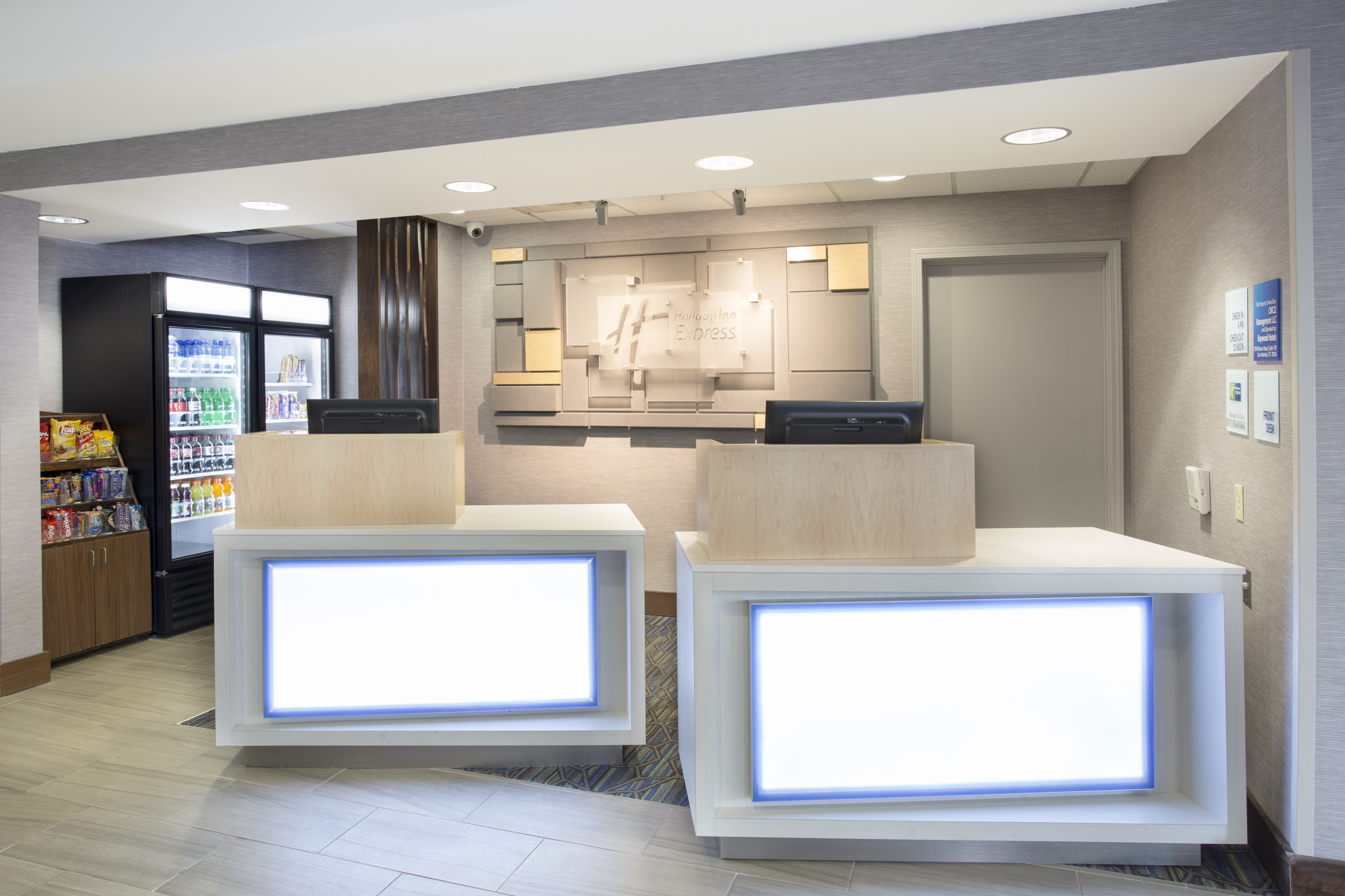 Holiday Inn Express