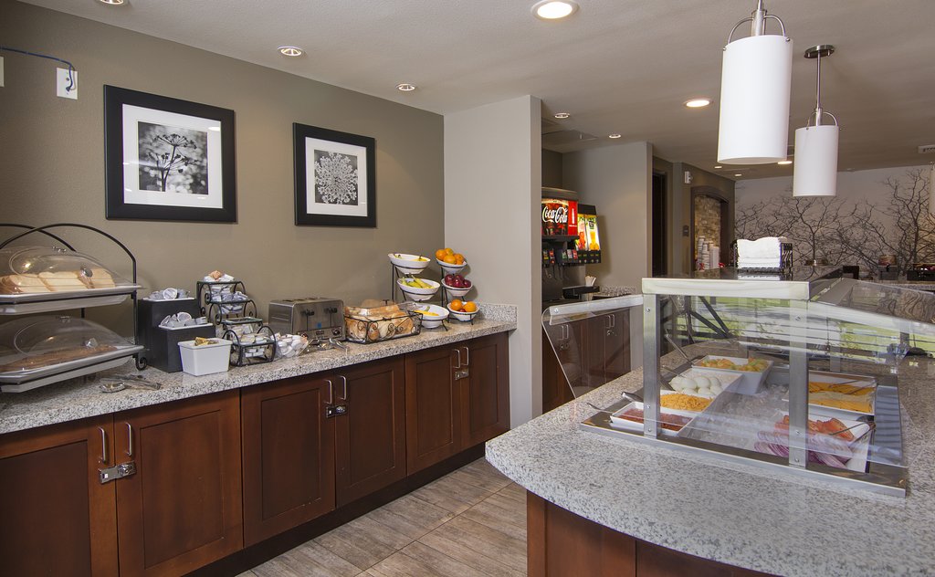 Complimentary Breakfast. Dairy products, eggs, and fresh fruit