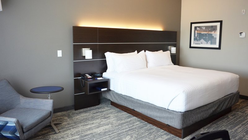 Holiday Inn Express and Suites Jacksonville W – I295 and I10