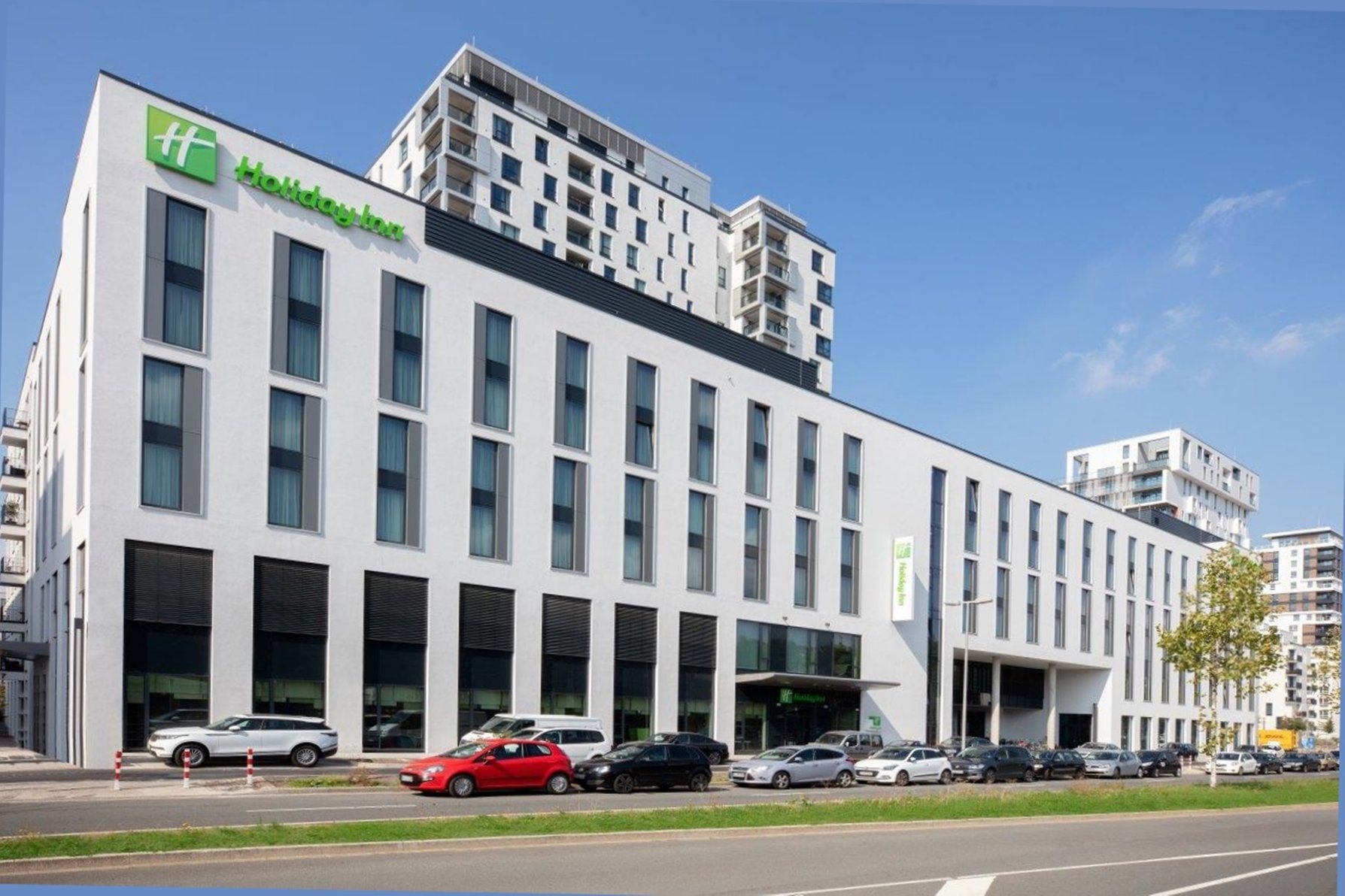 New and fancy Hotelbuilding