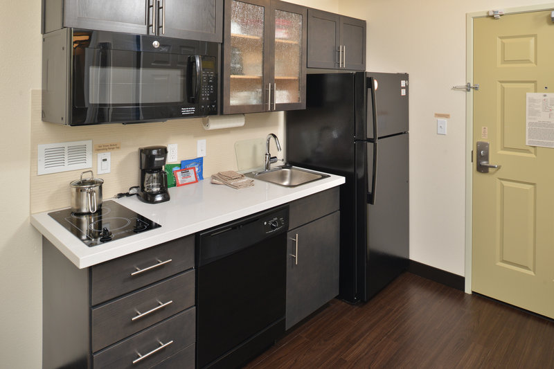 Candlewood Suites EUGENE