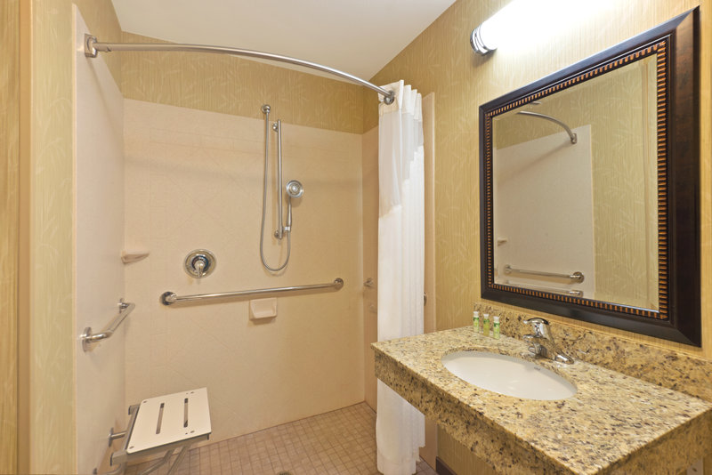 HOLIDAY INN EXPRESS SUITES RICHFIELD