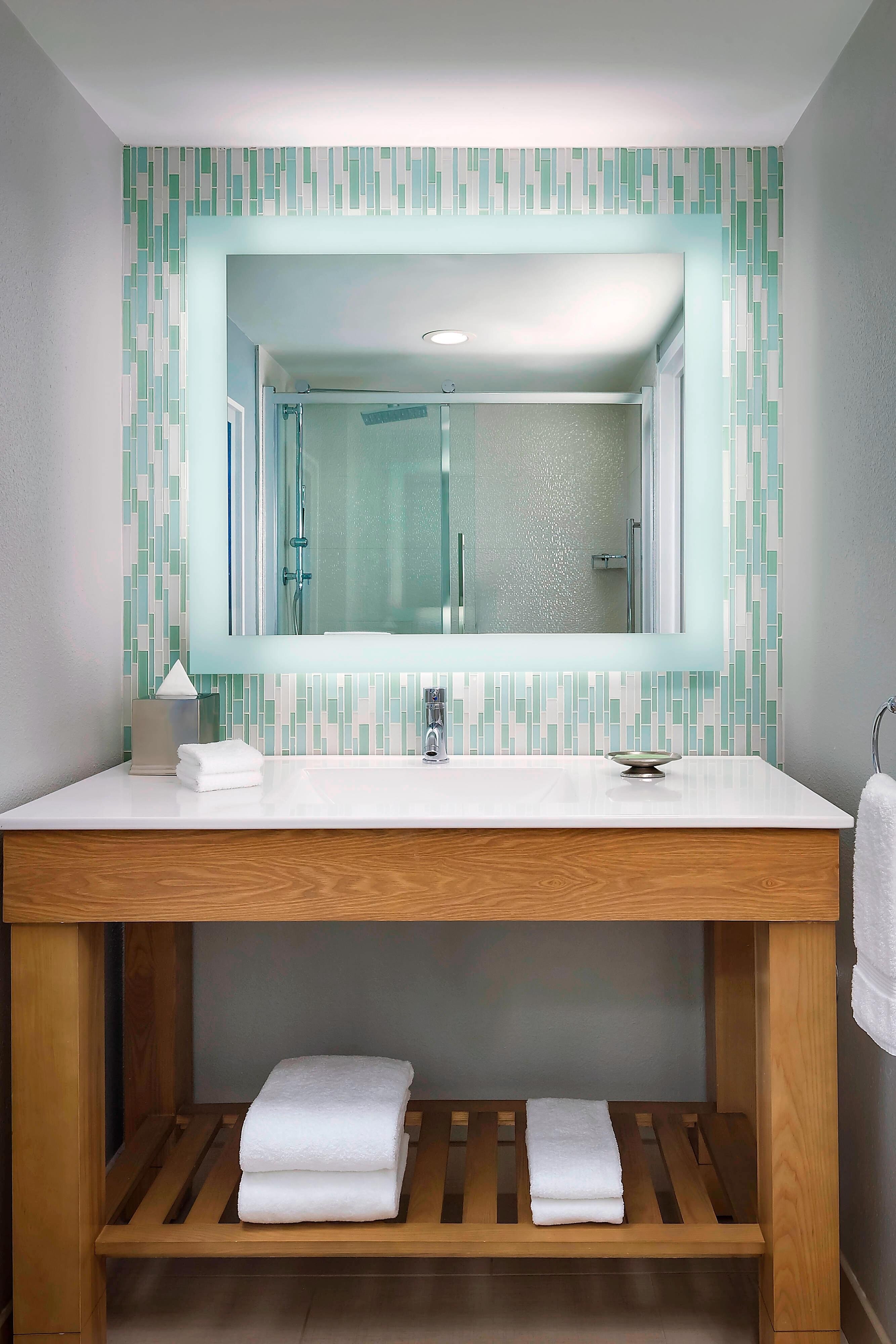 xclusive outdoor living pool orlando reviews on Walt Disney World Swan Orange Florida Price Address Reviews