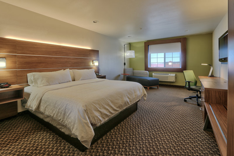 HOLIDAY INN EXPRESS SANTA ROSA
