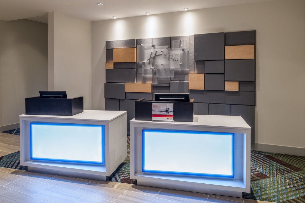 Welcome to Holiday Inn Express - Troy! How may we be of service?