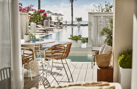 Junior Suite Plunge Pool Deck View