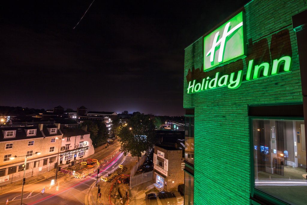 We are located within easy reach of London and Heathrow Airport 