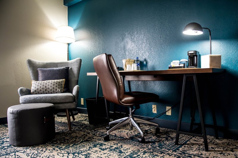 Guest Room Work Desk