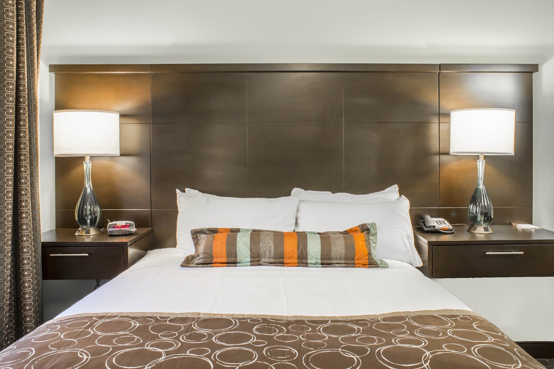 Staybridge Suites North Jacksonville, an IHG hotel Room Type - 1 Queen 1 Bedroom Suite Access