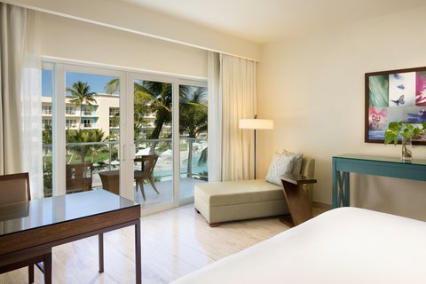 Habitación Traditional con cama tamaño King