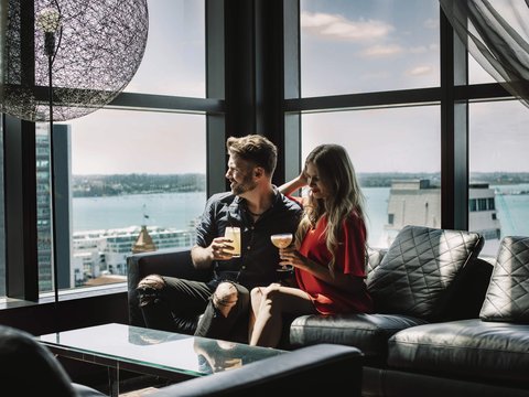 Bar/Lounge