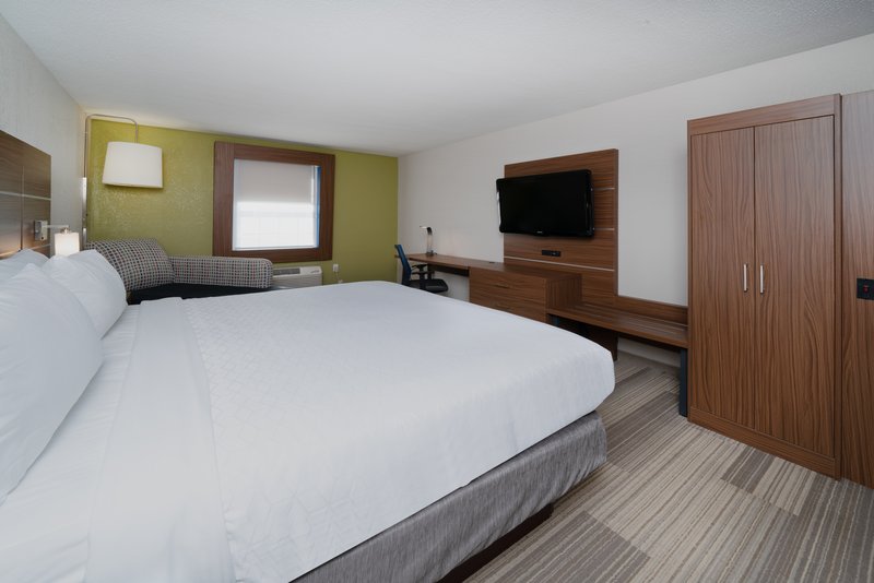 HOLIDAY INN EXP PRINCE FREDRCK