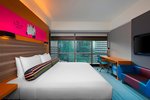 Corner room, Guest room, 1 King, Sofa bed