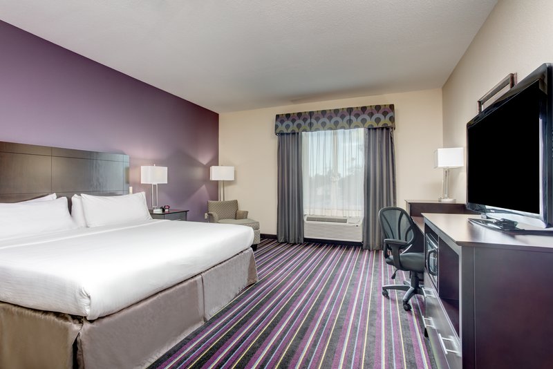 Holiday Inn Express Hotel & Suites RACELAND – HIGHWAY 90