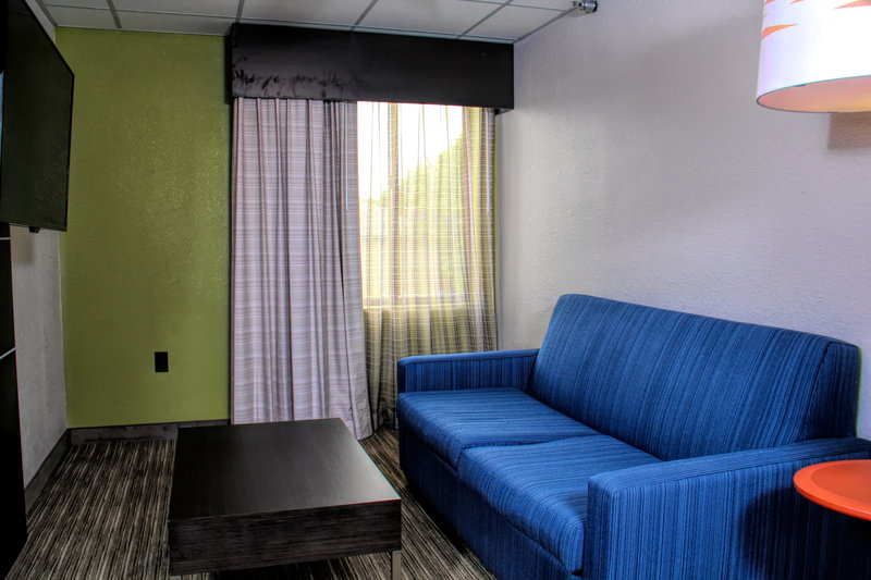 2 DOUBLE BEDS SUITE NONSMOKING