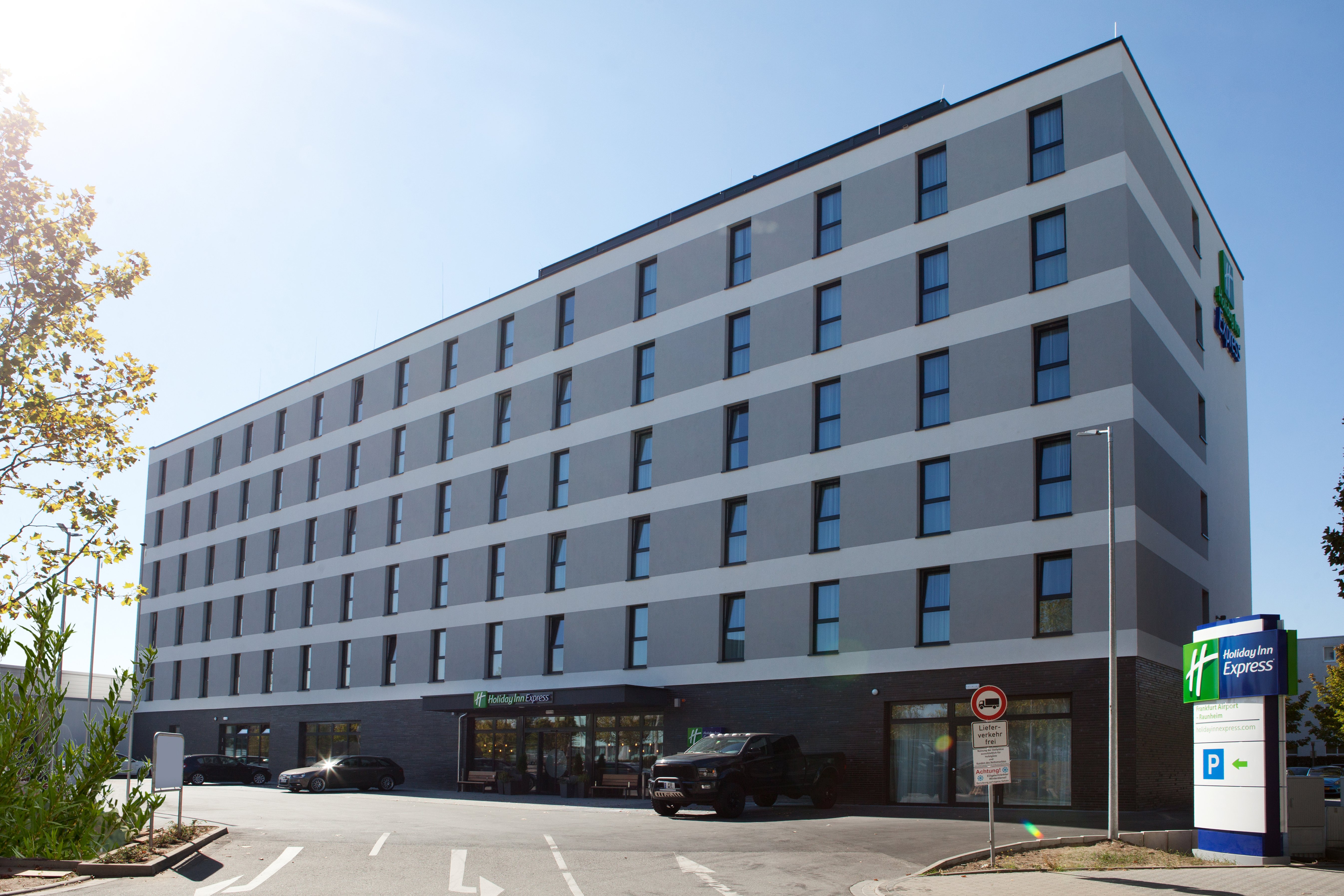 Holiday Inn Express Frankfurt Airport