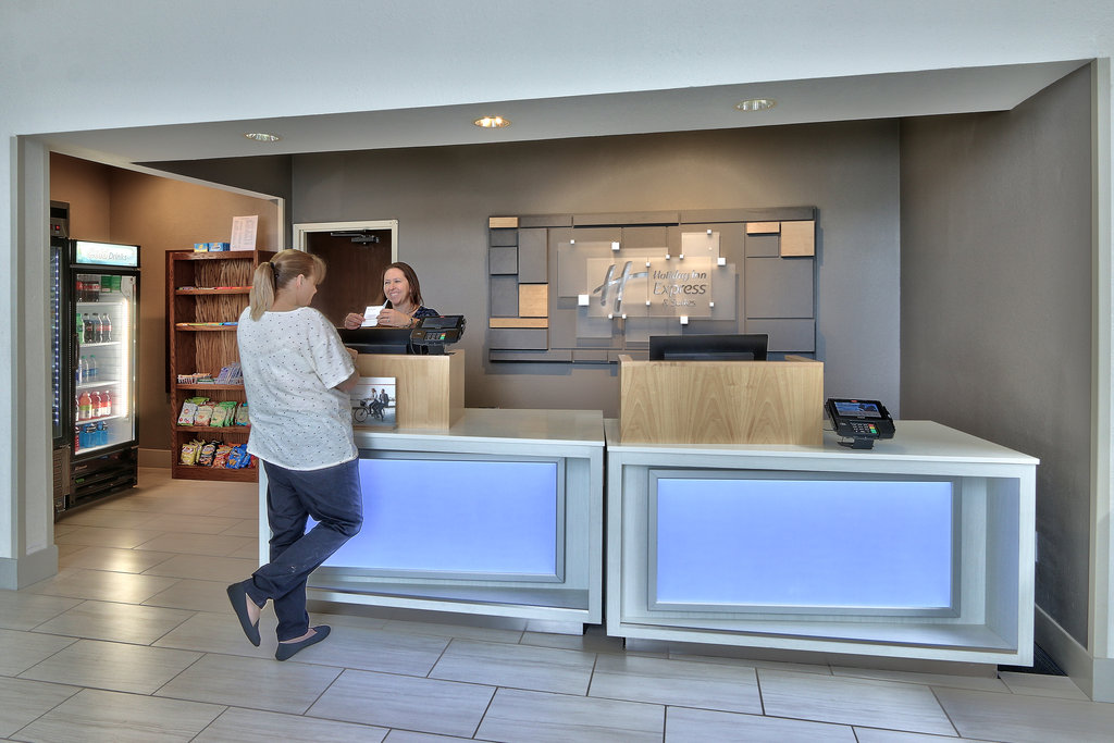 Our friendly staff is waiting for you - book your room today!