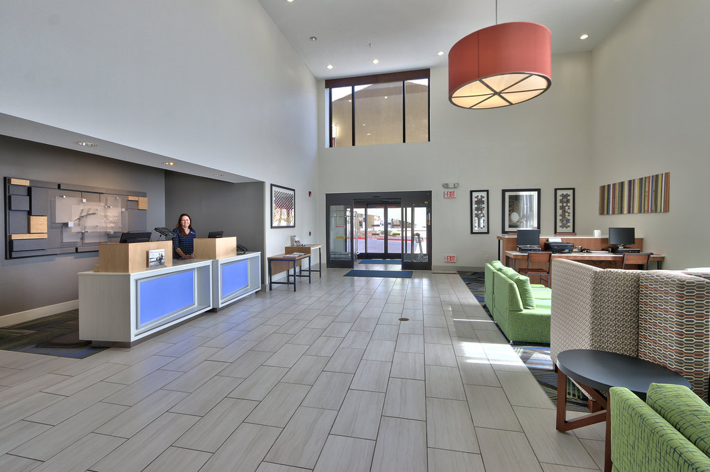 Welcome to the Holiday Inn Express Balloon Fiesta Park!