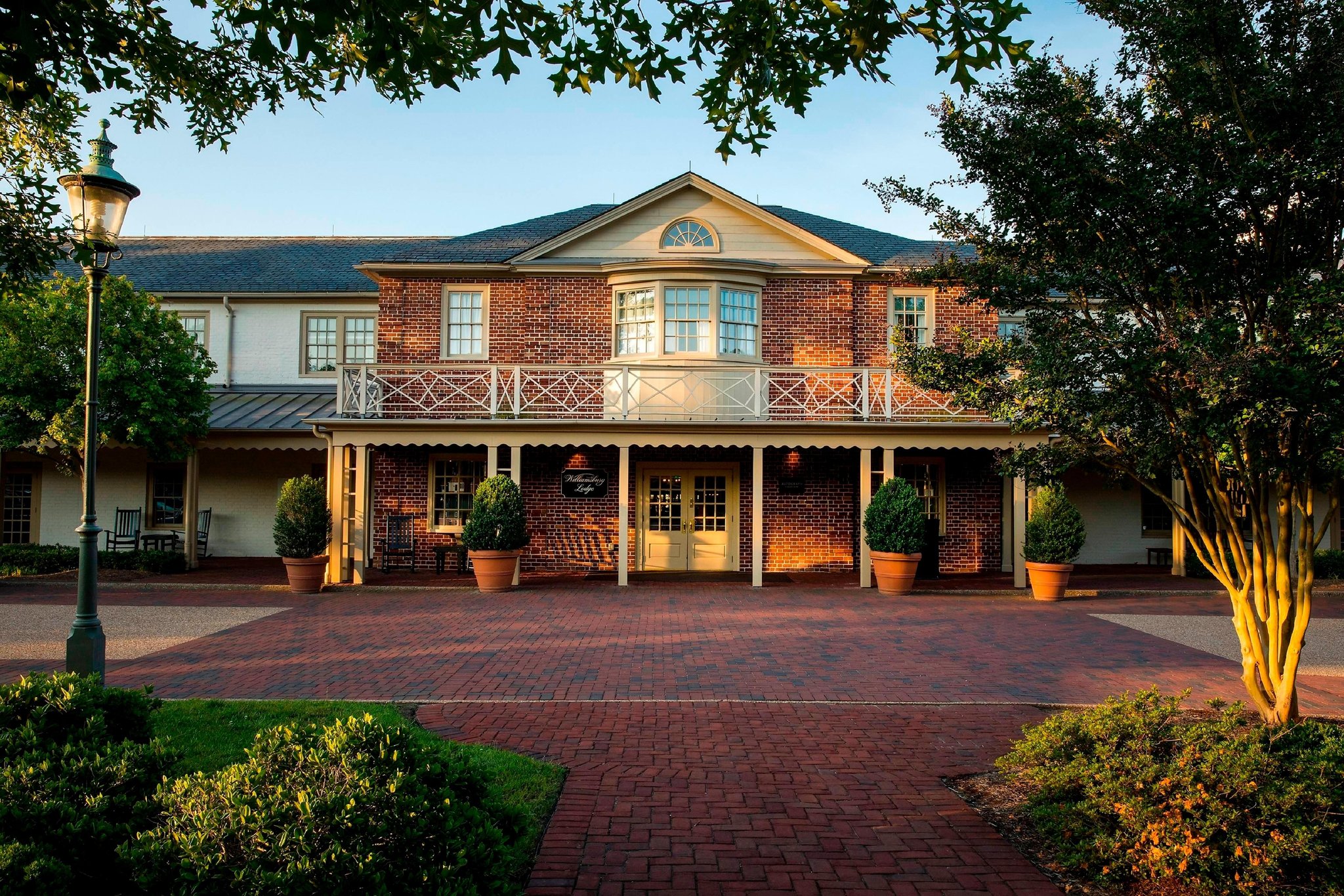 Williamsburg Lodge Autograph Collection