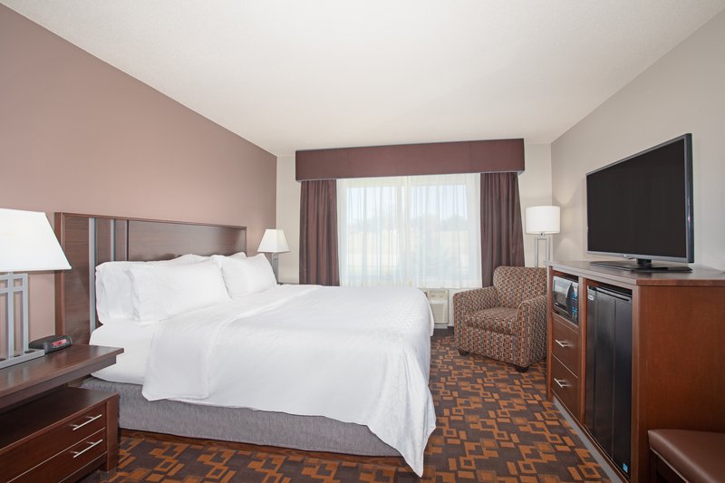 HOLIDAY INN EXP STES YANKTON