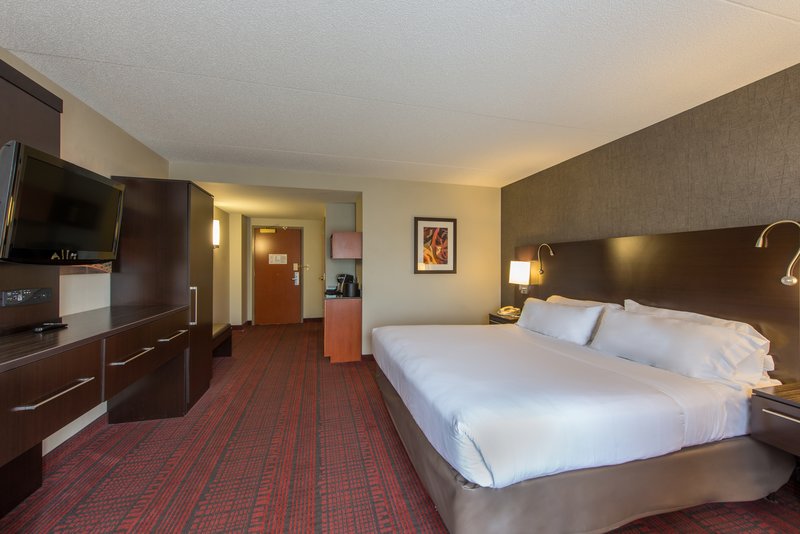 HOLIDAY INN EXPRESS AUBURN