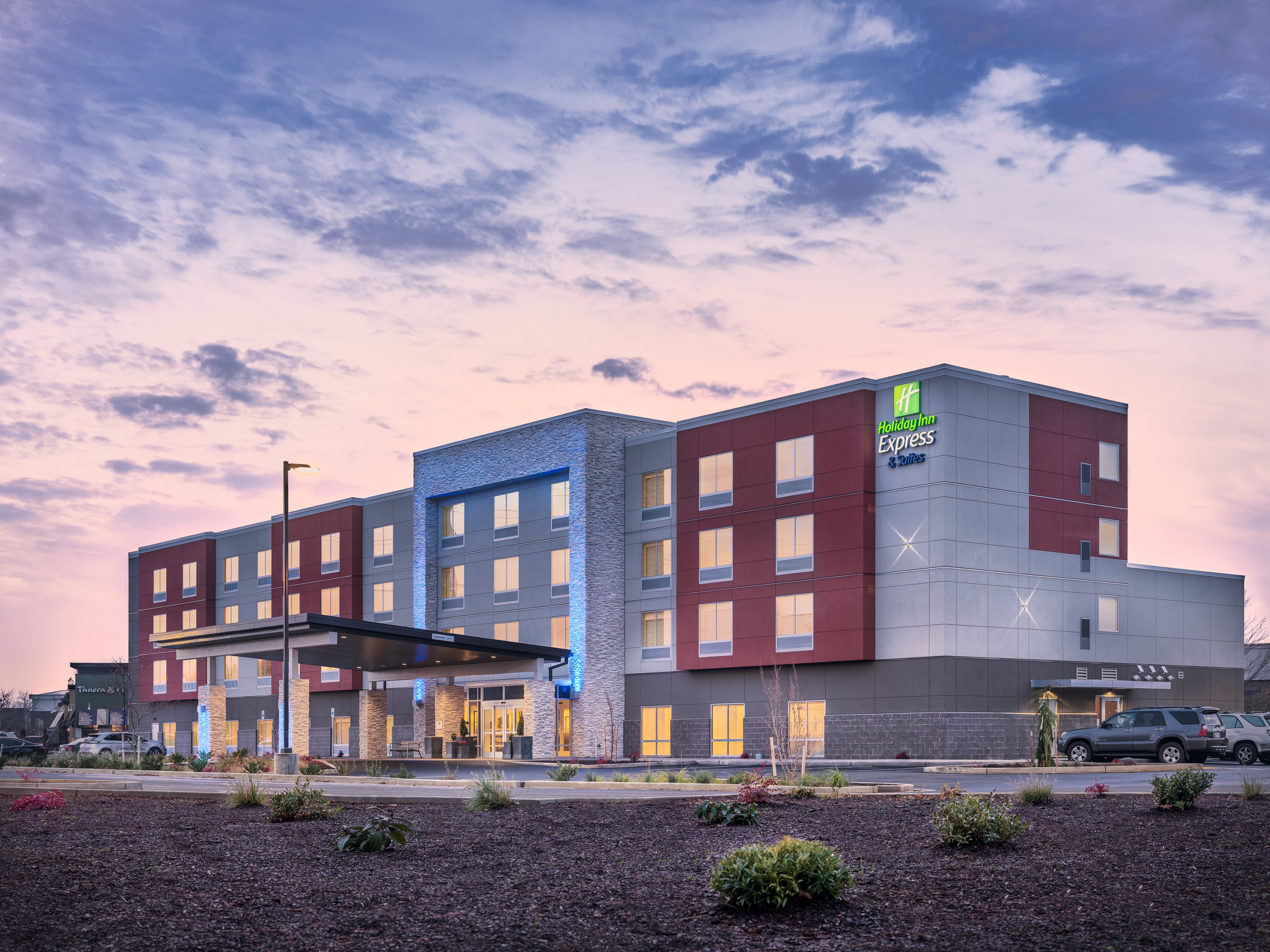 Holiday Inn Express & Suites Keizer