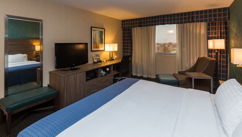 Holiday Inn Des Moines Downtown Mercy Campus
