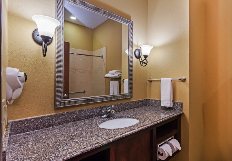 HOLIDAY INN EX STES NW CORP CH