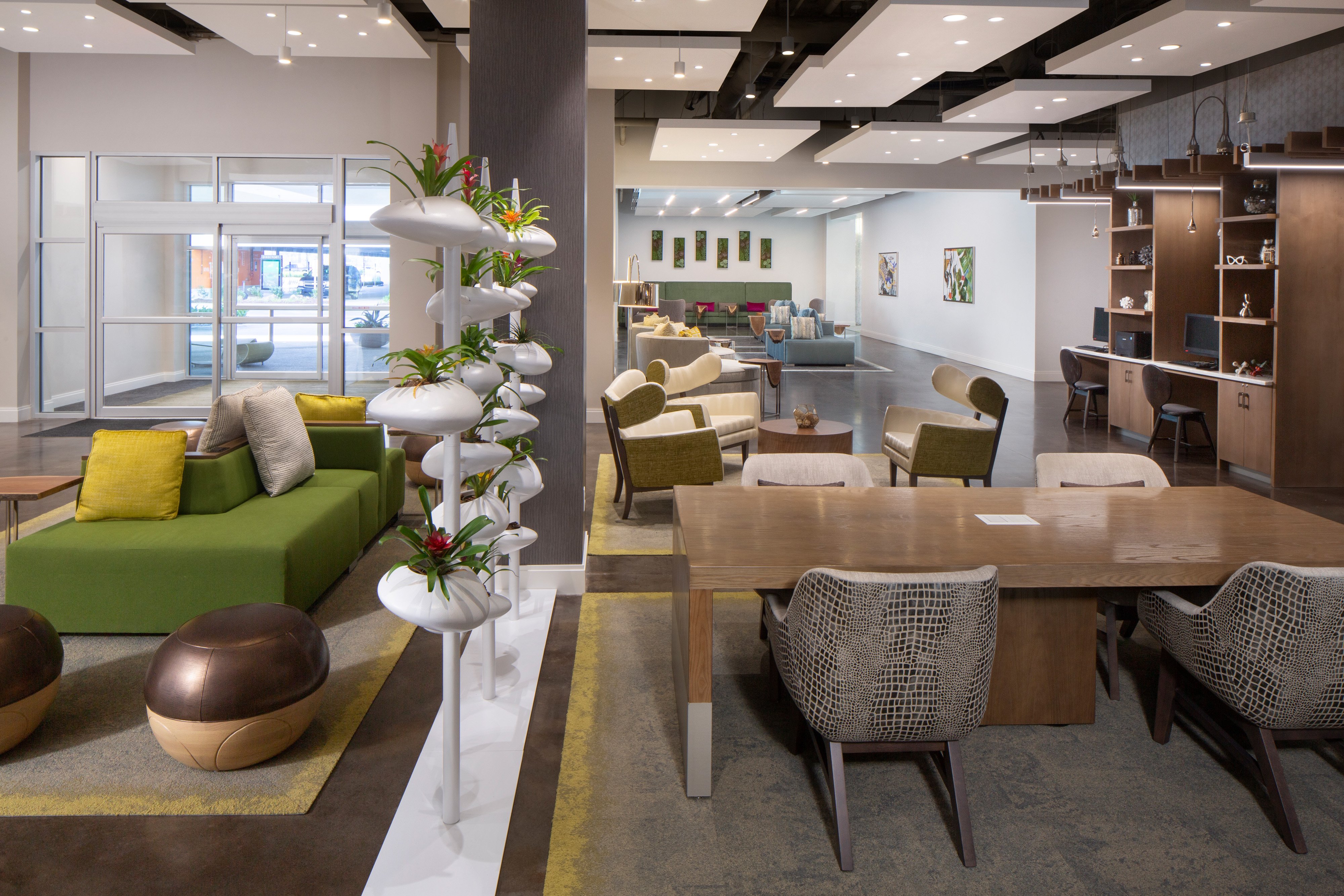 Hotel Indigo-Celebration Pointe