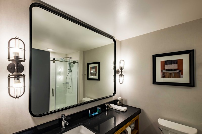 Hotel Indigo Madison Downtown