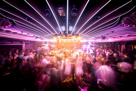 Caves Du Roy nightclub