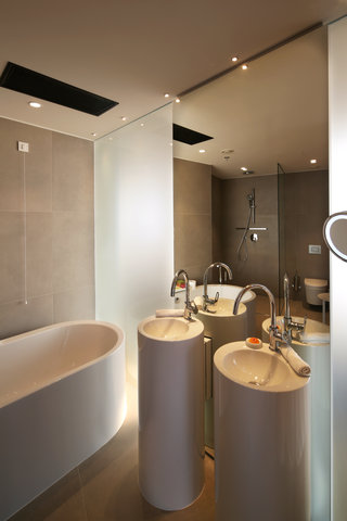 Premium Suite
