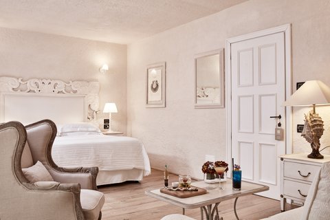 Welcome Drink In The Room