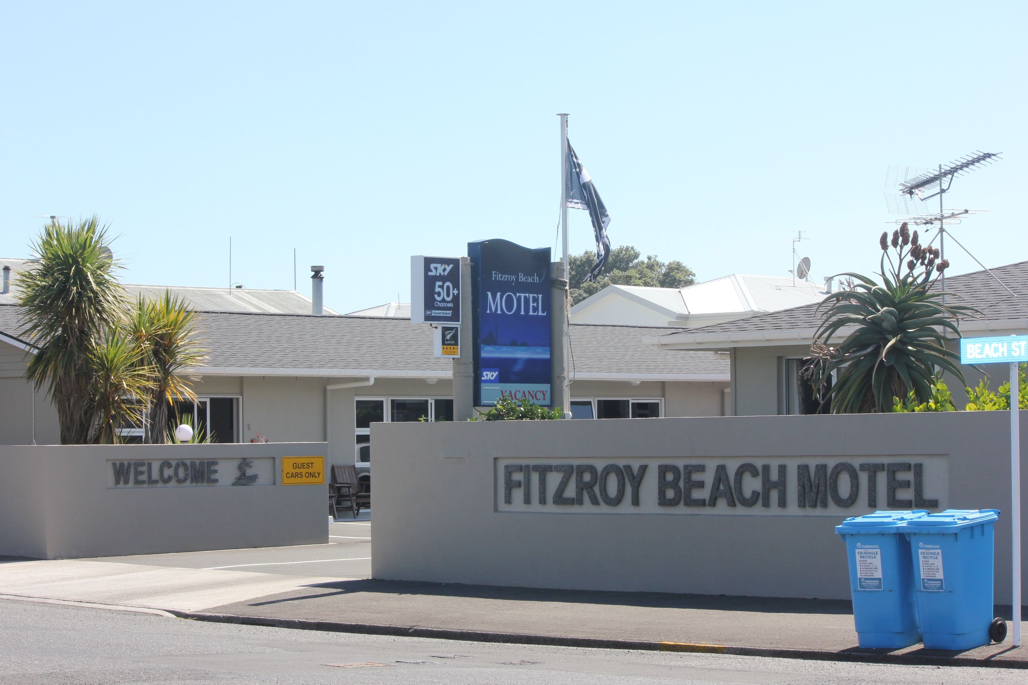 Beach Street Motel Apartments