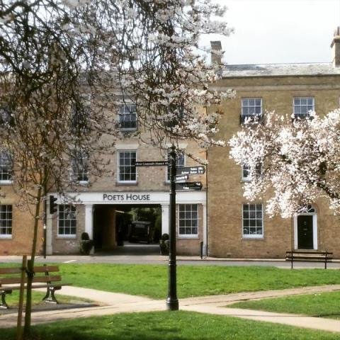 Poets House Hotel