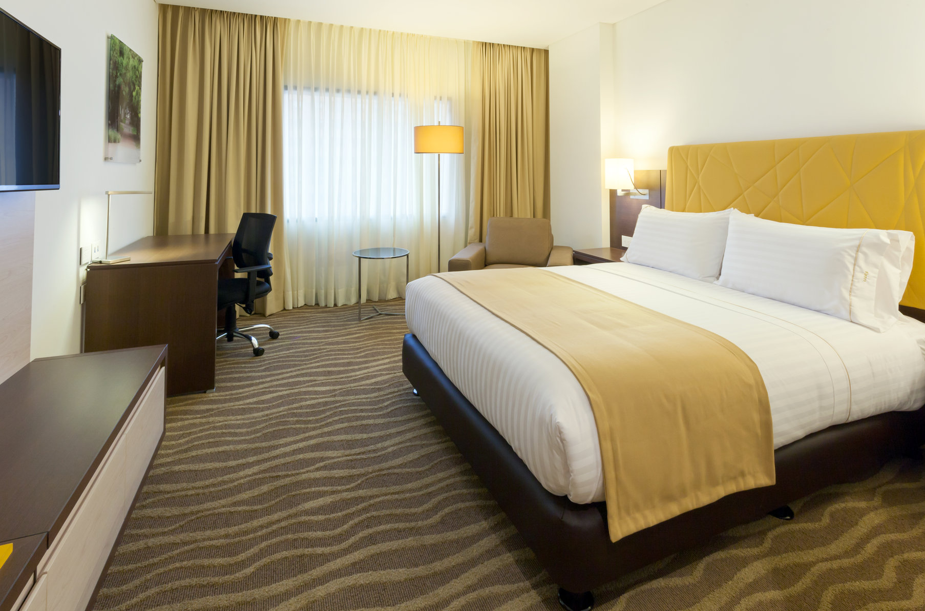 Holiday Inn Express & Suites BOGOTA DC Room Type - 1 Queen Standard