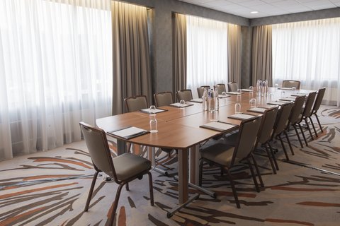 Sperwer Room Boardroom Setup