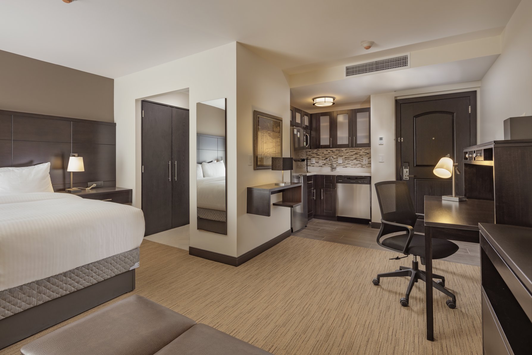 Staybridge Suites Saltillo Room Type - 1 Queen Studio Suite Staybridge Suites Saltillo Room Type - 1 Queen Studio Suite
